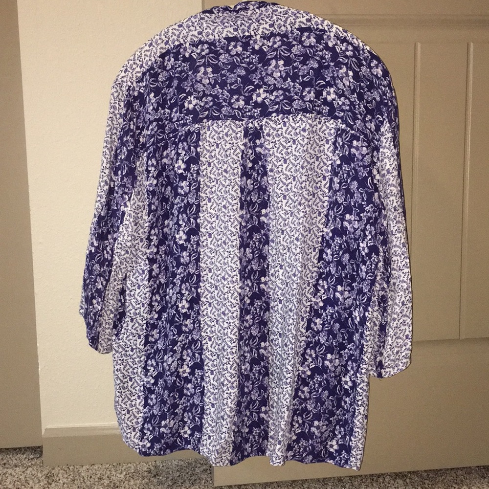 Floral tunic - Picture 3 of 3
